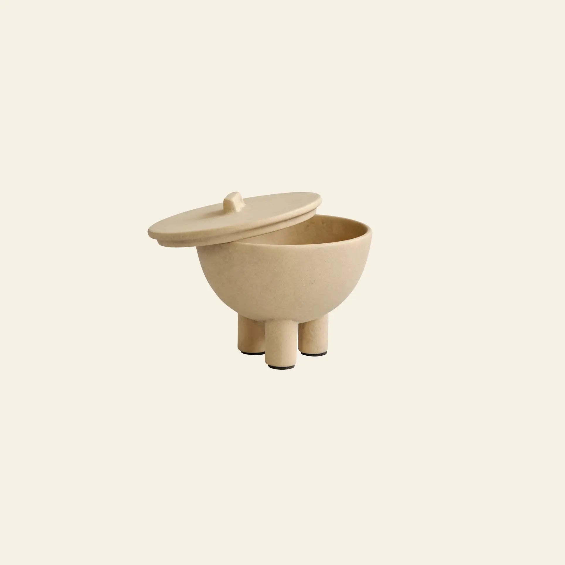 101 Copenhagen Duck Jar, Medio