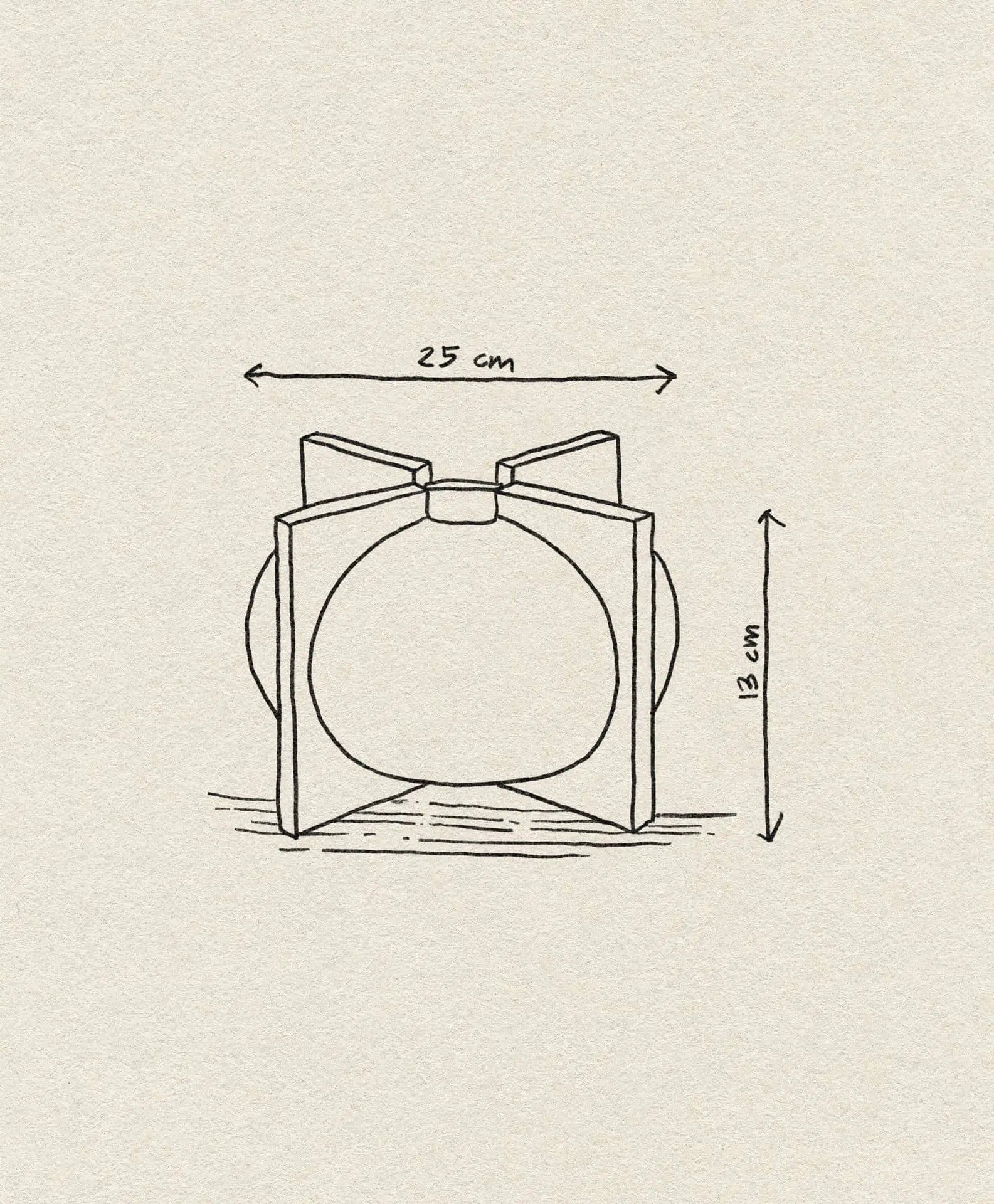 A line drawing of the 101 Copenhagen Kyoto Vase, Mini by 101 Copenhagen: a round ceramic vase with a bold bow on top, shown with measurement arrows and handwritten dimensions (25 cm wide, 13 cm tall).