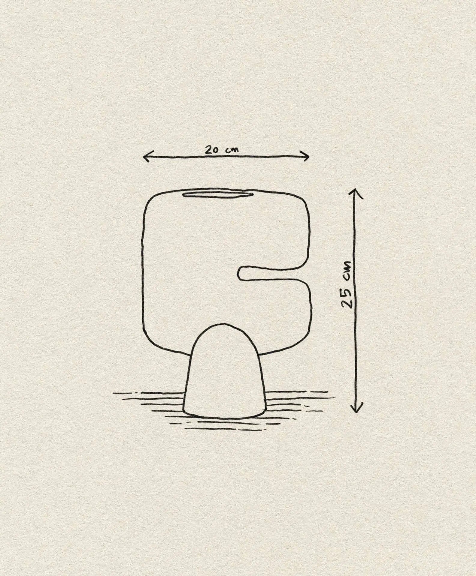 A hand-drawn sketch of the 101 Copenhagen Tribal Vase, Mini by 101 Copenhagen, featuring its abstract, blocky form with a rounded top and base. Arrows indicate its dimensions: 20 cm wide and 25 cm tall on textured paper.