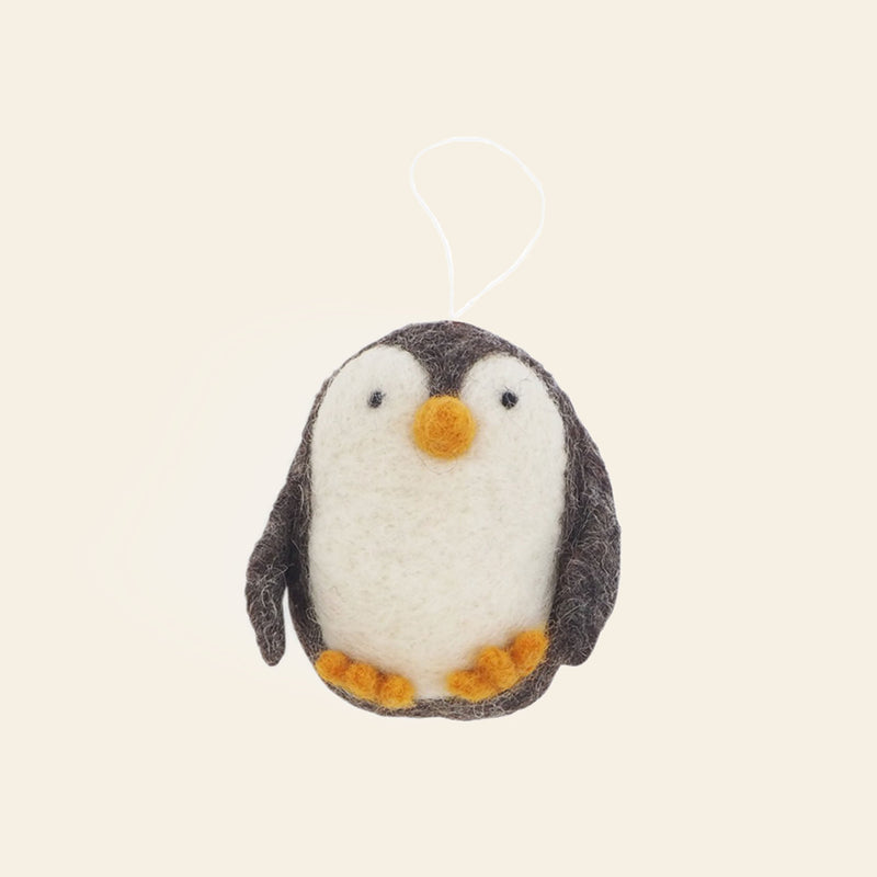 Aveva Design 小挂件 - 企鹅