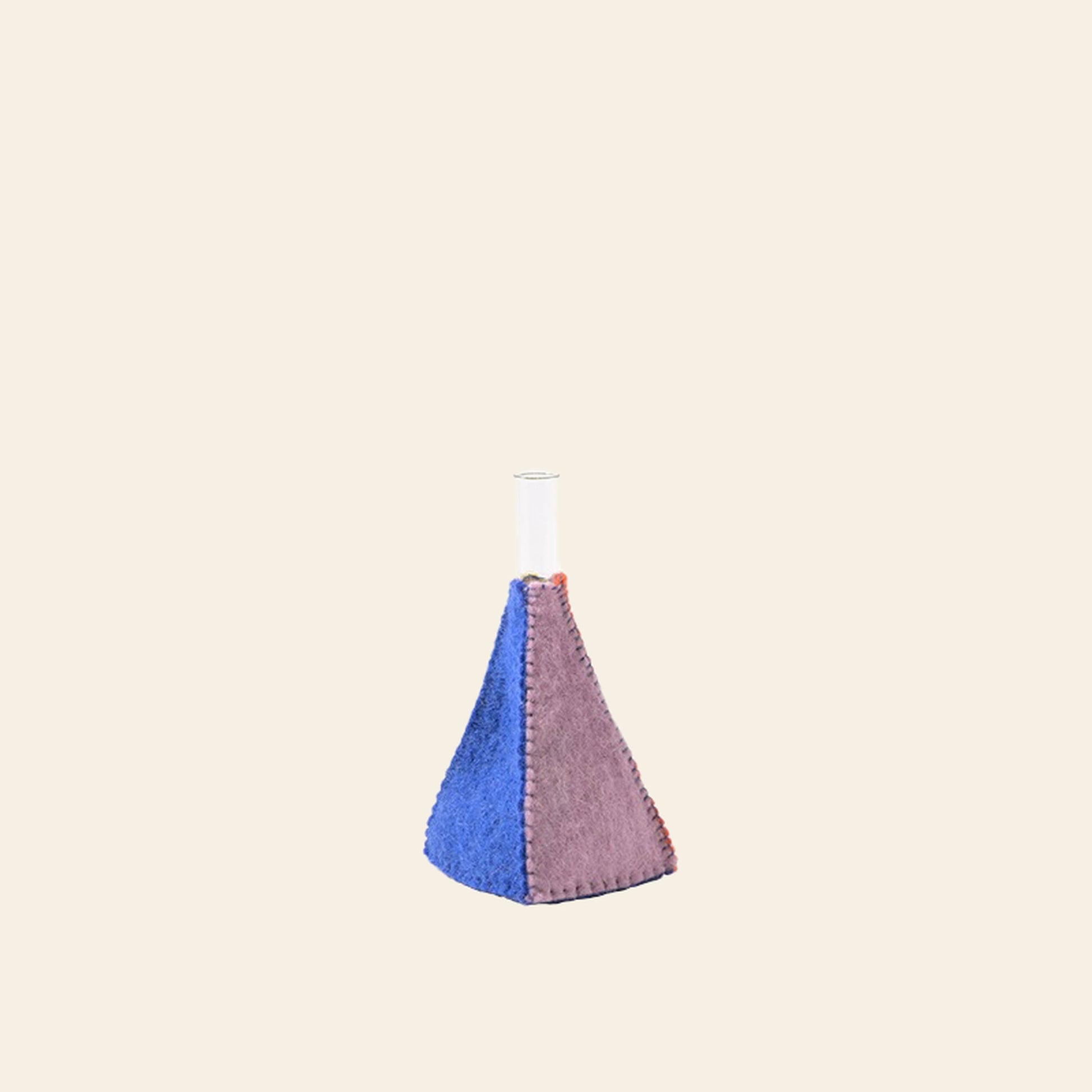 Aveva Design Wool Vase Pyramid Multicolour