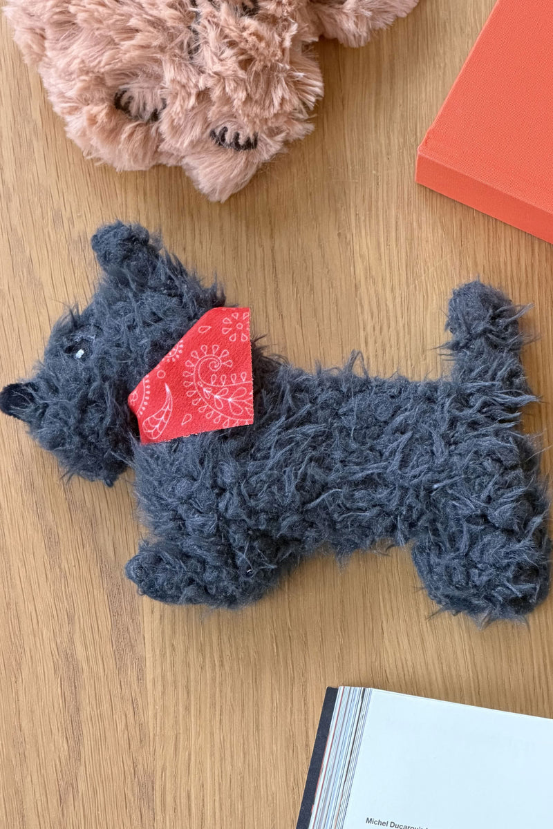 Bitten 掌心玩偶毛绒苏格兰梗犬