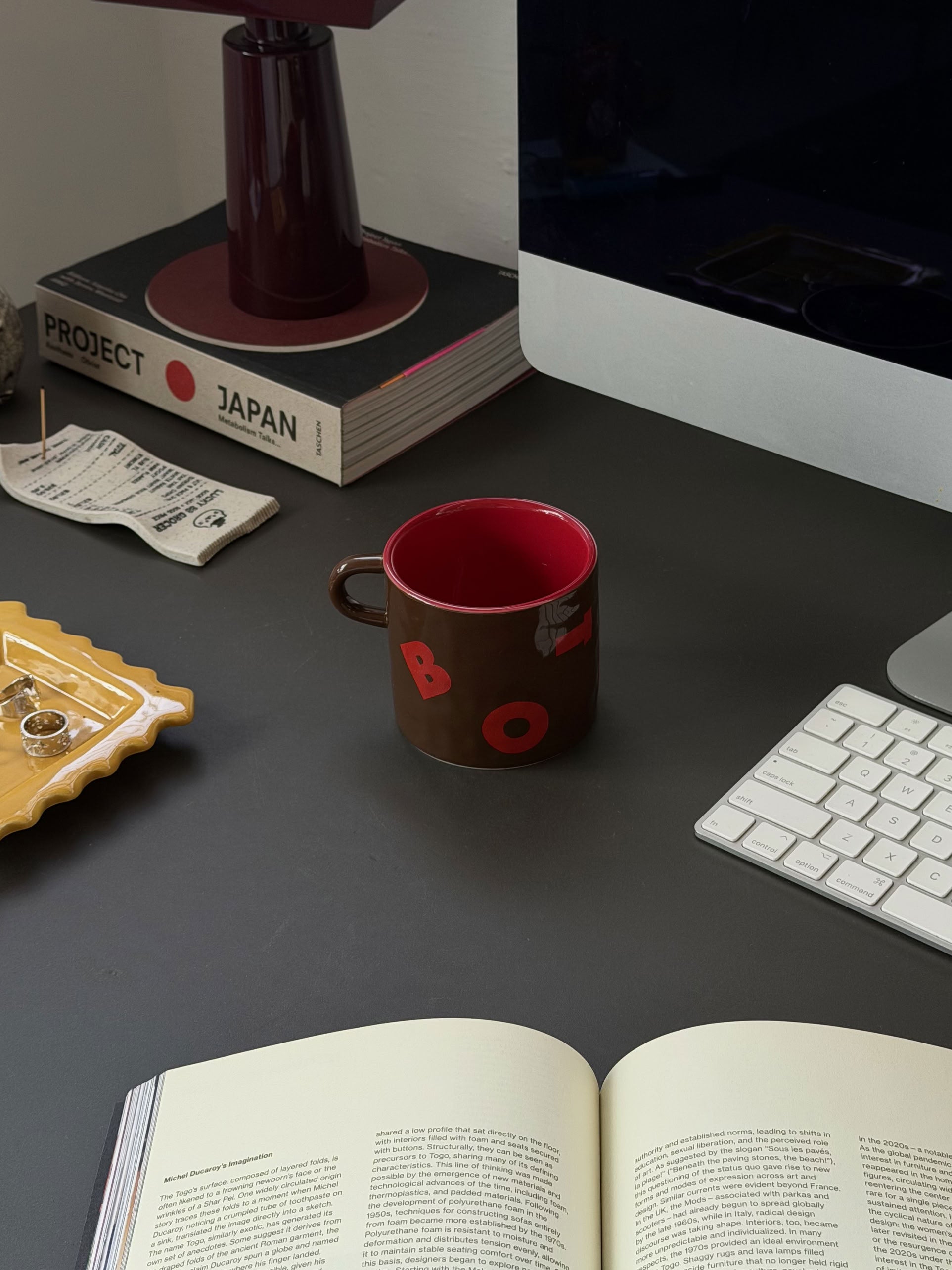 Botero Typography Mug