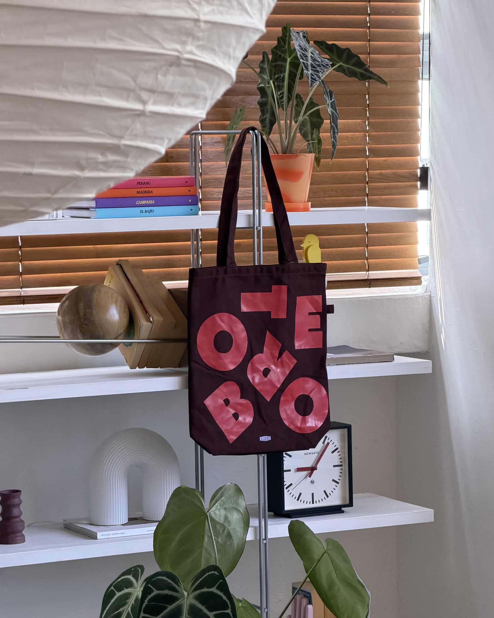 Botero Typography Tote Bag Burgundy/Red