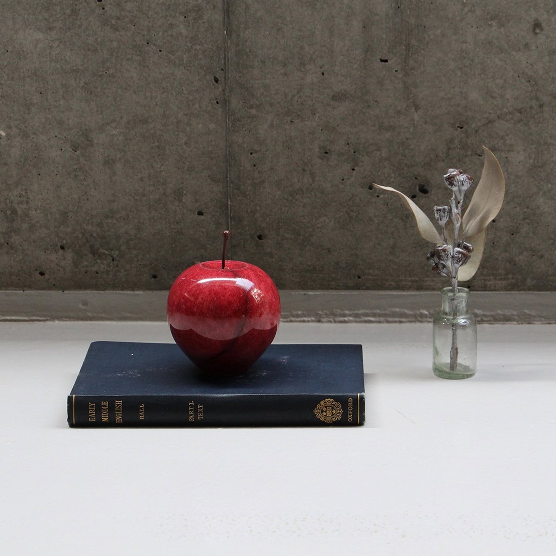DETAIL Marble Apple Large Red