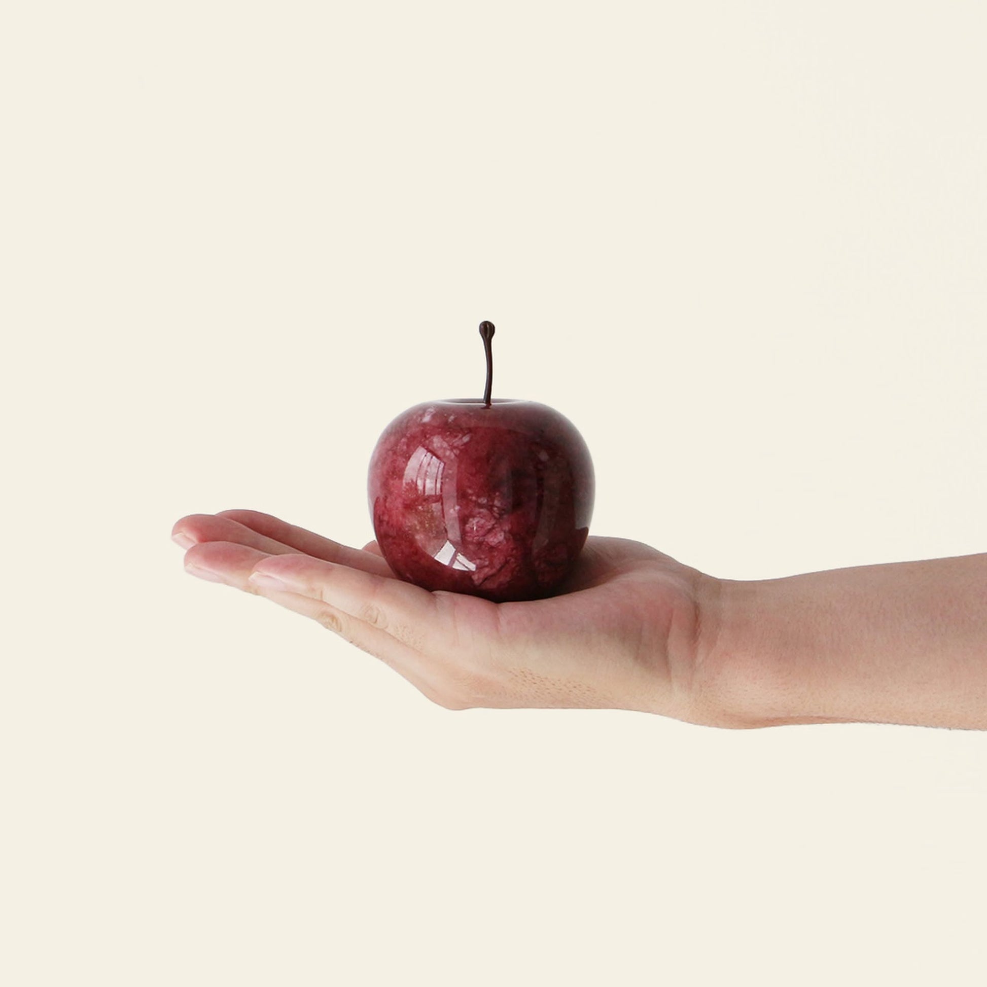 DETAIL Marble Apple Large Red
