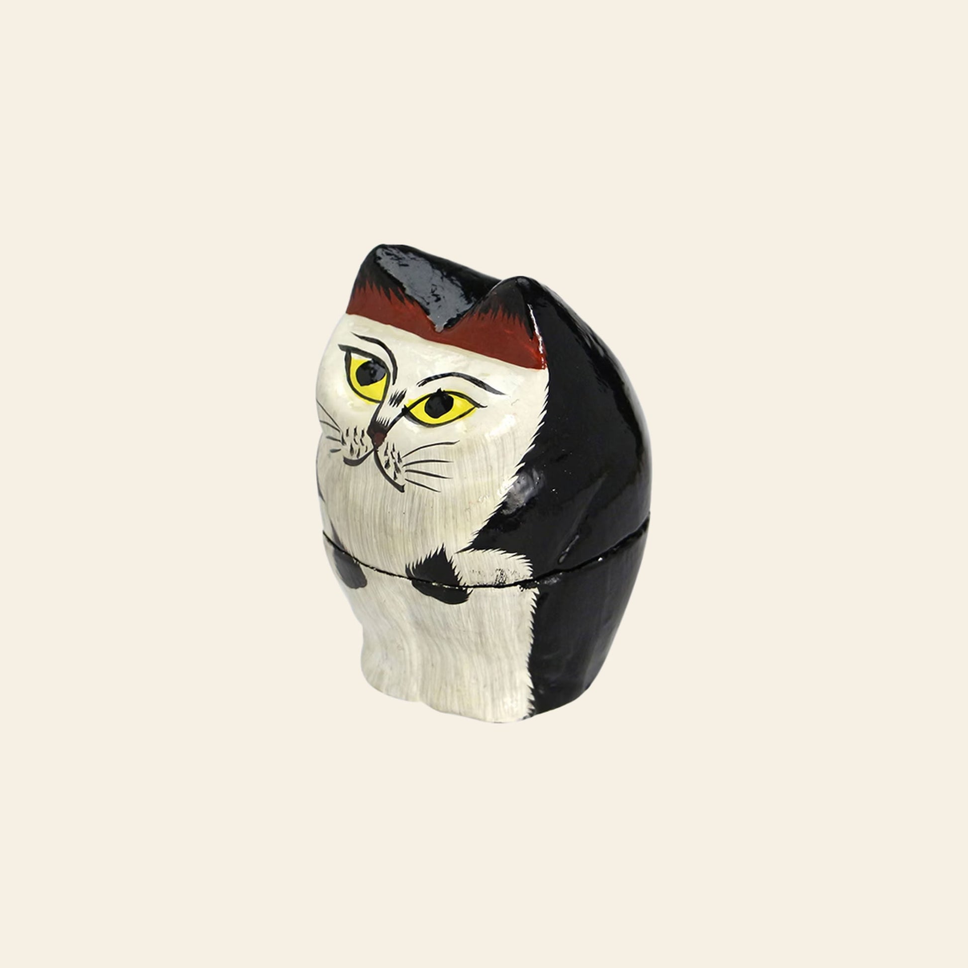 DETAIL Papier Mache Standing Cat Black