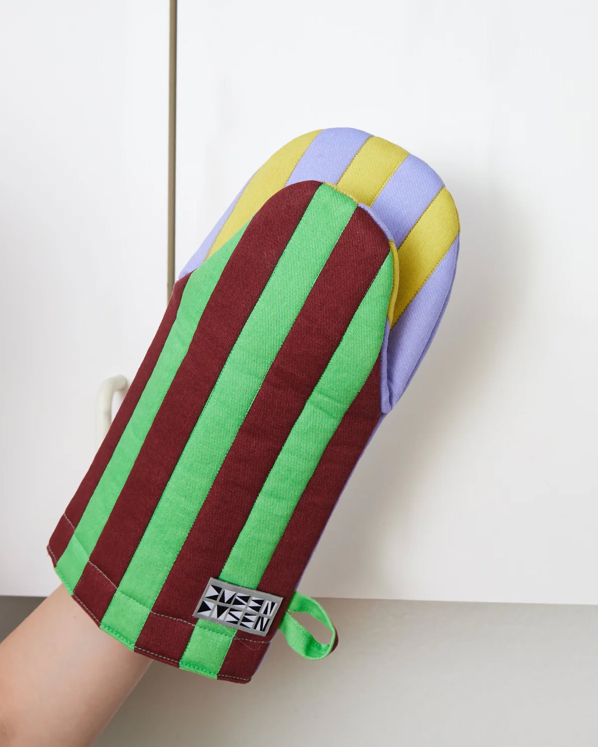 Dusen Dusen Striped Oven Mitt