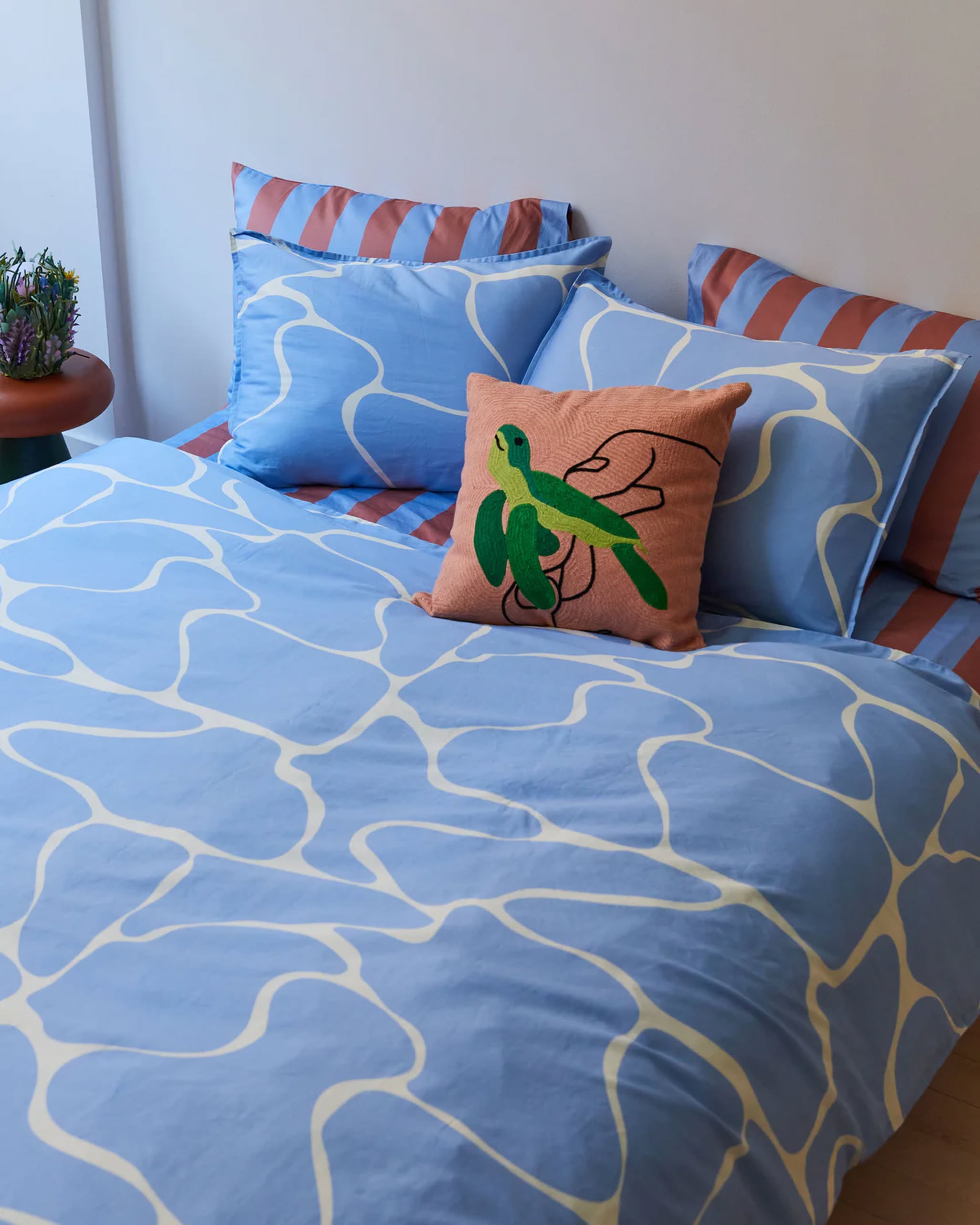 Dusen Dusen Turtle Pillow Cover