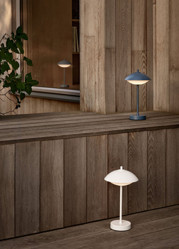Fritz Hansen Clam Portable Lamp White