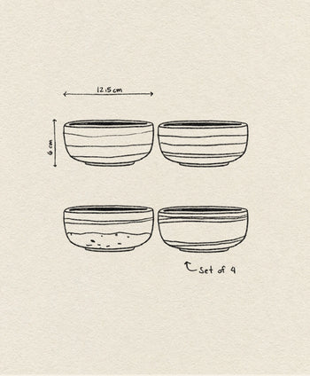 The HKLIVING 70s Ceramics Dessert Bowls, Set of 4, features hand-drawn illustrations and subtle stripes inspired by retro 70s design. Each HKLIVING bowl measures 12.5 cm in diameter and 6 cm in height.