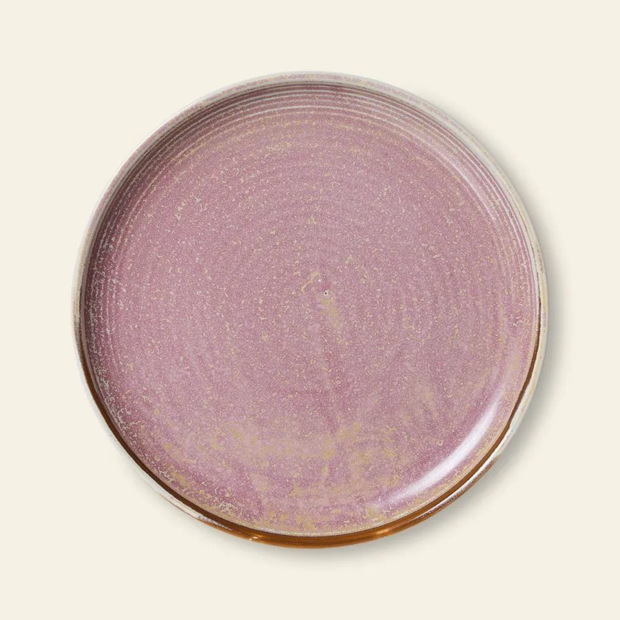 The HKLIVING Chef Ceramics: Side Plate is a round ceramic plate with a pinkish-purple hand-glazed finish, earthy rim accents, and a light beige background—a striking piece from HKLIVING’s chef ceramics.