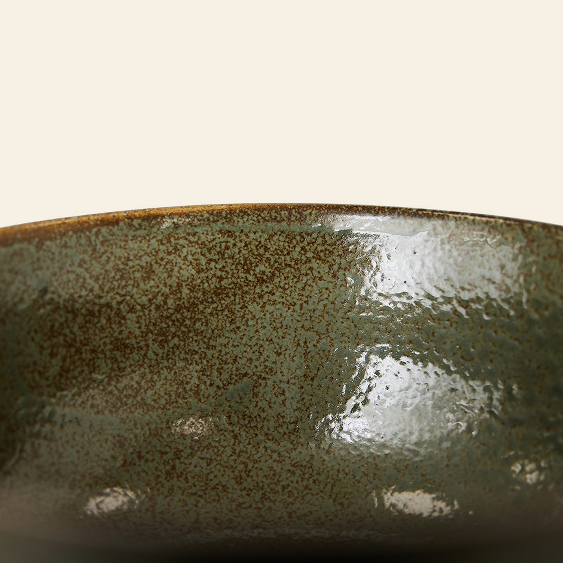 Close-up of the rim and upper side of an HKLIVING Kyoto Ceramics Japanese Noodle Bowl from a set of 4, featuring a hand-finished speckled green and brown glossy glaze for a textured look inspired by classic Kyoto pottery.