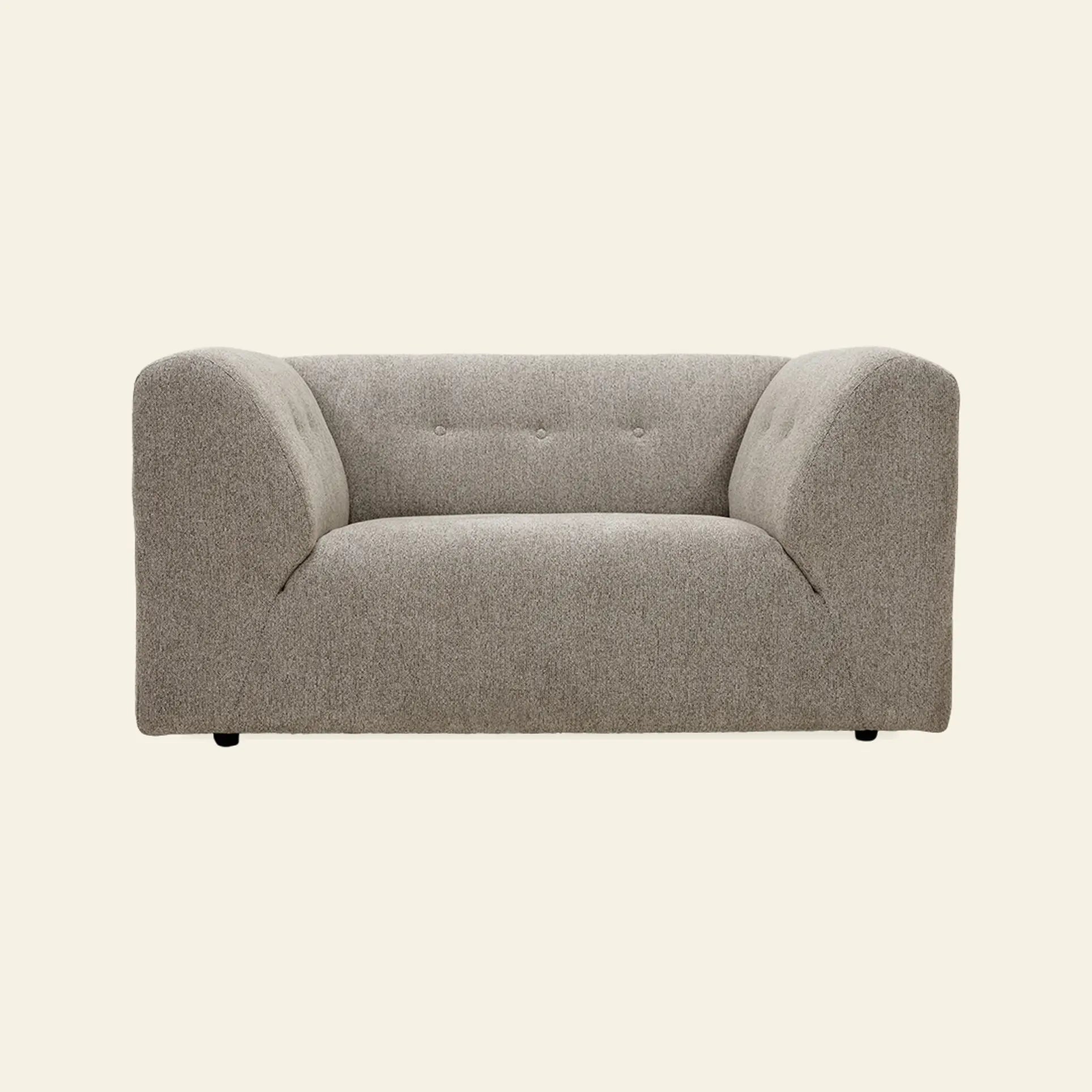 The HKLIVING Vint Couch, Loveseat by HKLIVING is a modern, light gray upholstered piece with rounded armrests, a low backrest, and three tufted buttons on the back cushion, displayed against an off-white background.