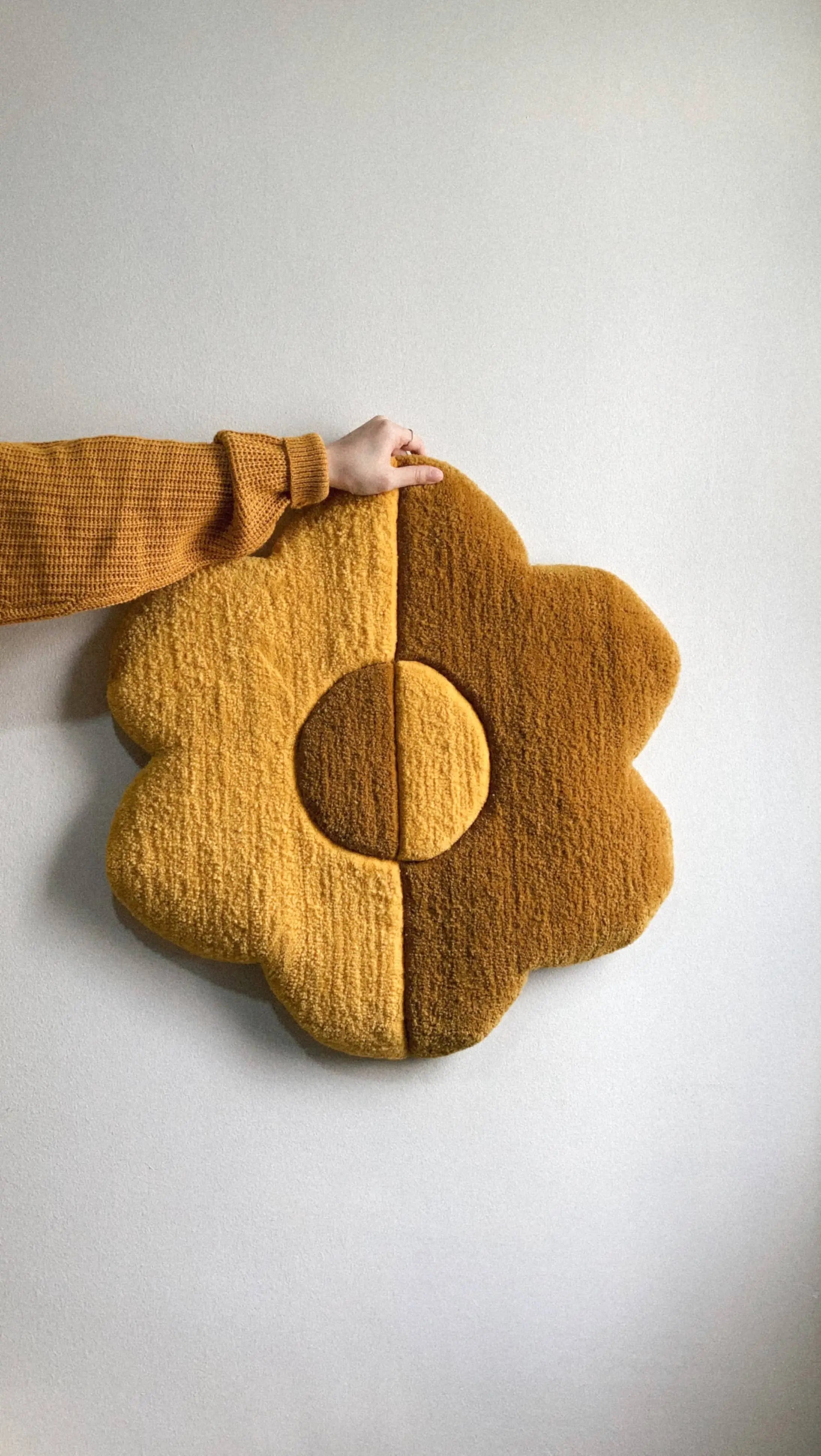 Habichl Tufted Flower Floor Rugs