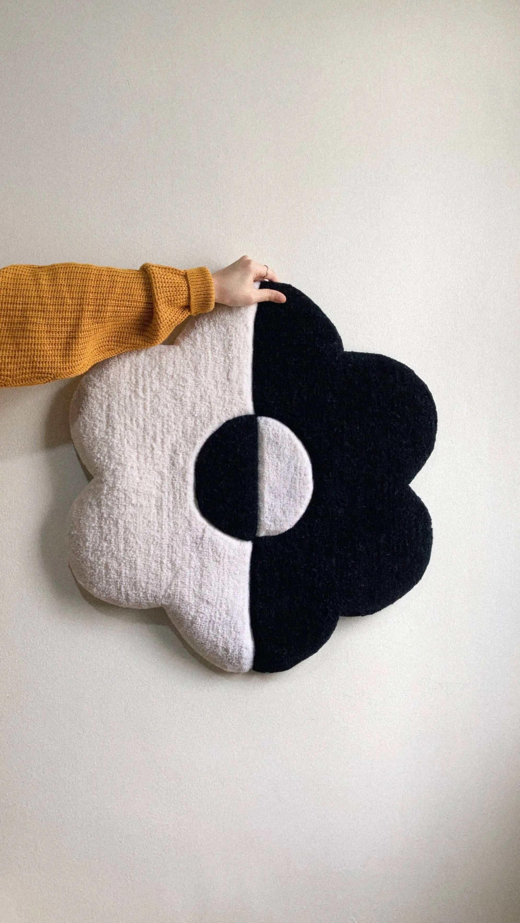 Habichl Tufted Flower Floor Rugs