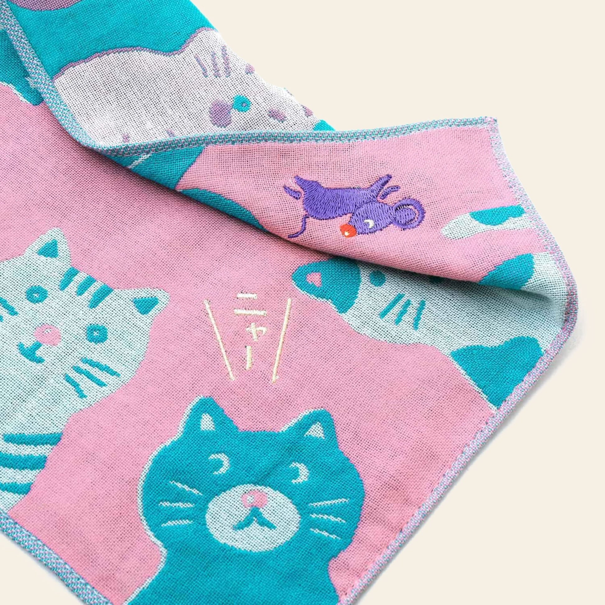 Hightide New Retro Gauze Handkerchief Cat