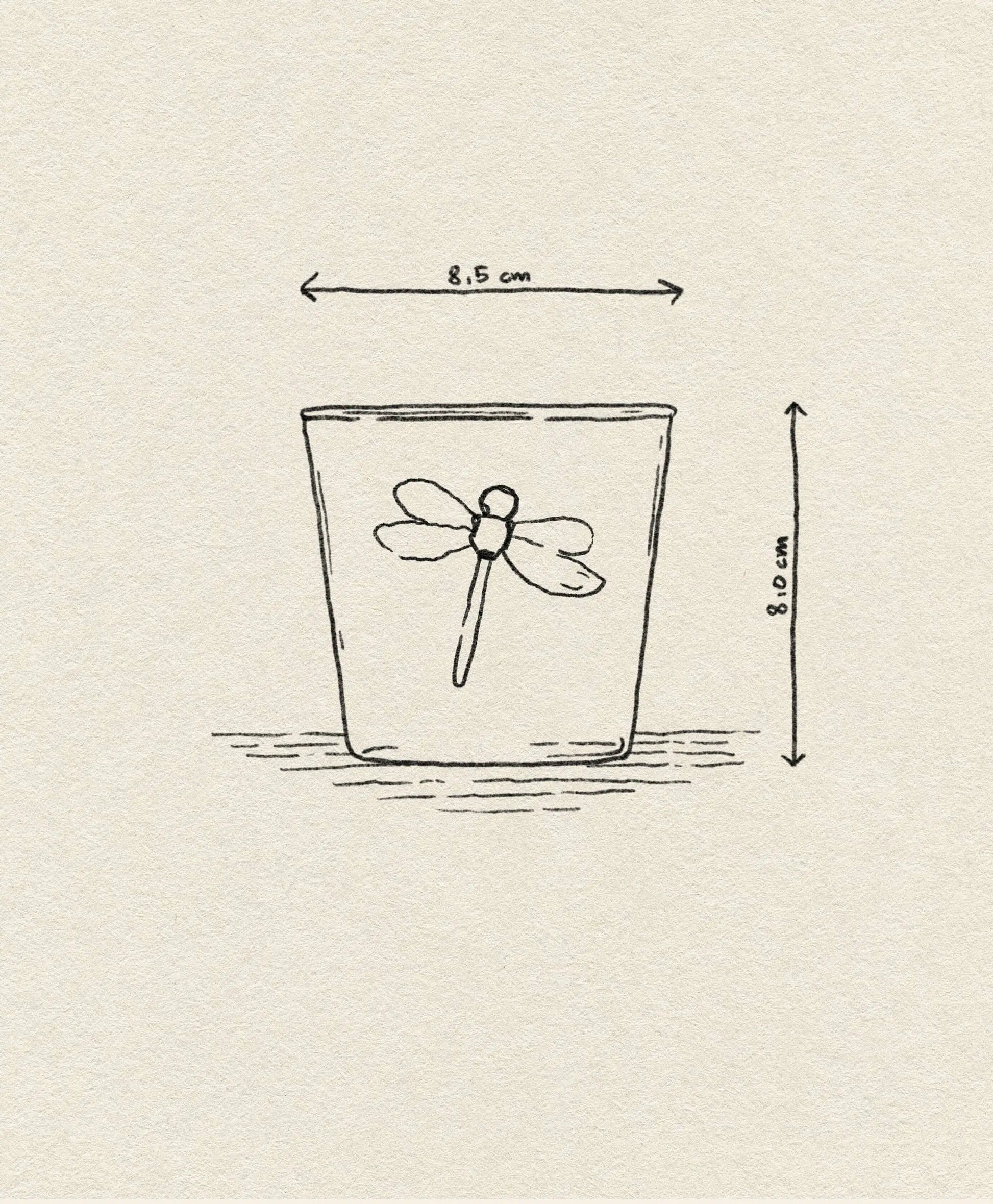 A simple line drawing of the Ichendorf Milano Garden Picnic Tumbler, featuring a dragonfly motif. The cup measures 8.5 cm wide and 8 cm high, set against textured off-white paper—ideal for a whimsical garden or Garden Picnic theme.