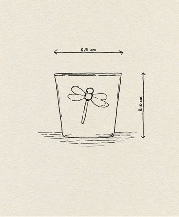 A simple line drawing of the Ichendorf Milano Garden Picnic Tumbler, featuring a dragonfly motif. The cup measures 8.5 cm wide and 8 cm high, set against textured off-white paper—ideal for a whimsical garden or Garden Picnic theme.