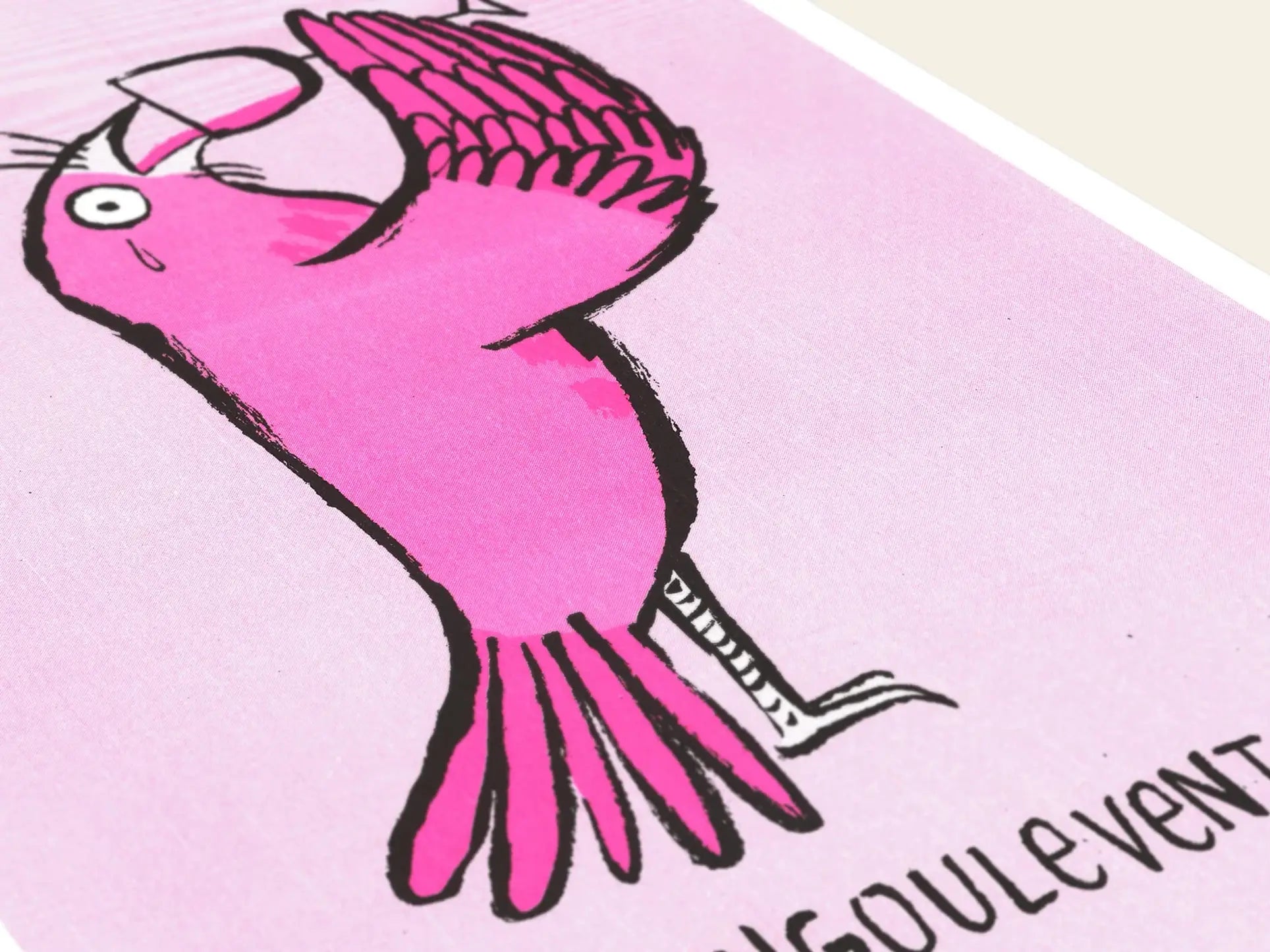 A playful pink bird with a cup in its beak stands on one leg against a light pink backdrop. Inspired by Jean Jullien, this risography-style design is featured in KIBLIND Atelier Jean Jullien - LEngoulevent by KIBLIND Atelier.