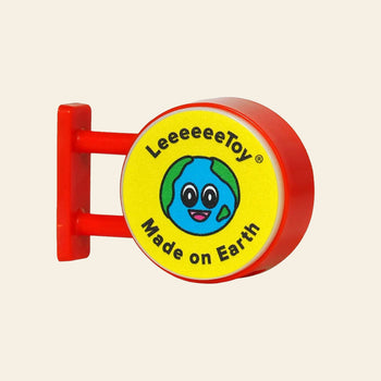 Leeeeee Toy Mini Light Box Made On Earth
