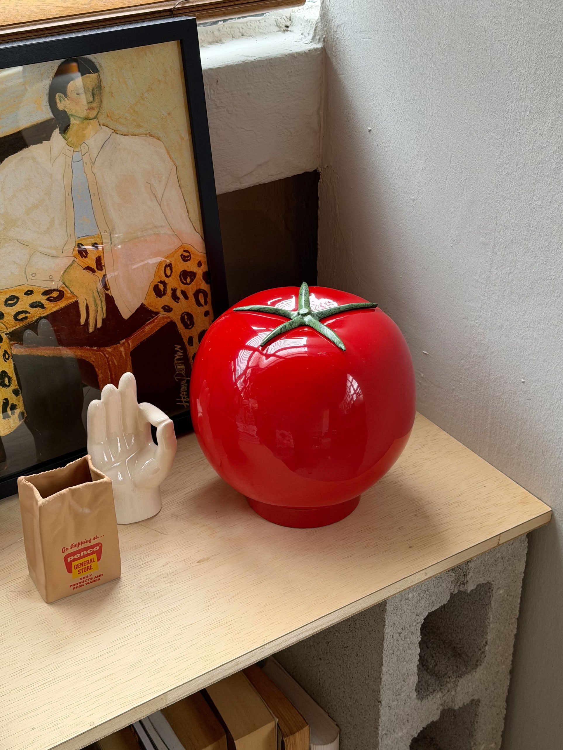 L'expressionist Tomato Lamp