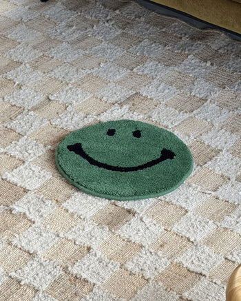 MIYOSHI RUG Harvey Ball x MIYOSHI RUG Original Smiley Face Chair Rug Green