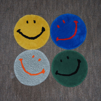 MIYOSHI RUG Harvey Ball x MIYOSHI RUG Original Smiley Face Chair Rug Green