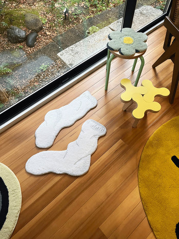 MIYOSHI RUG Right Sock Rug White