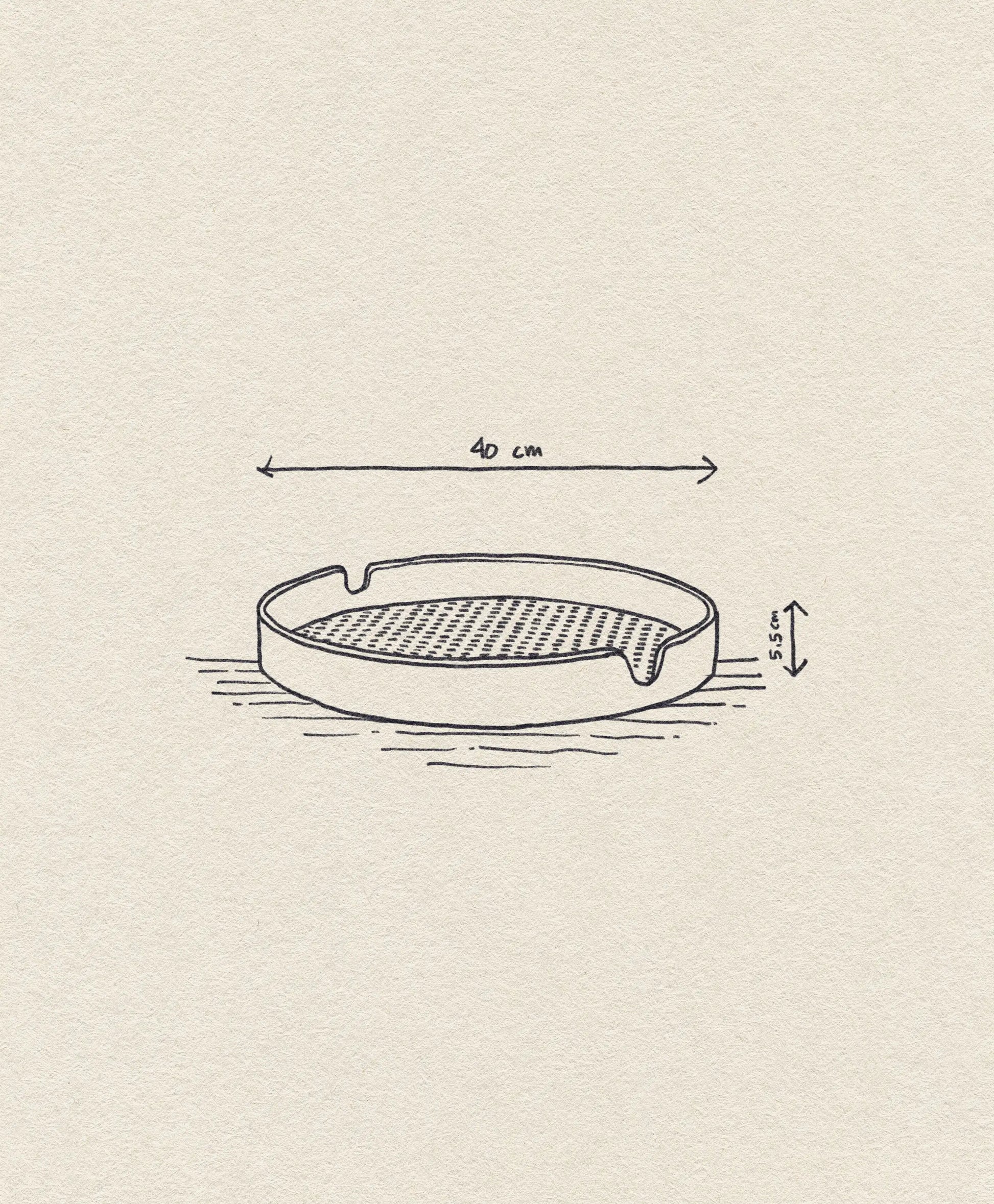 A hand-drawn illustration of the Normann Copenhagen Salon Tray, 40cm, shows its round shape with raised edges and two notches; arrows mark its 40 cm diameter and 5.5 cm height in centimeters. Brand: Normann Copenhagen.