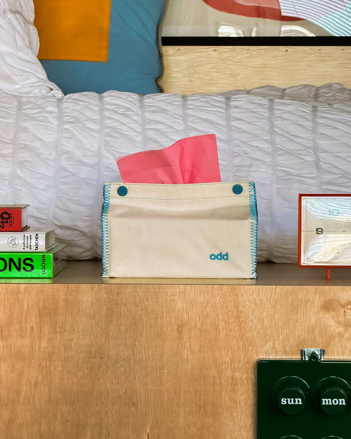 Ordinary Daily Design Tissue Case Cream/Blue Stitch