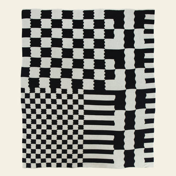 Slowdown Studio Chilton Black/White Knit Blanket Multicolour