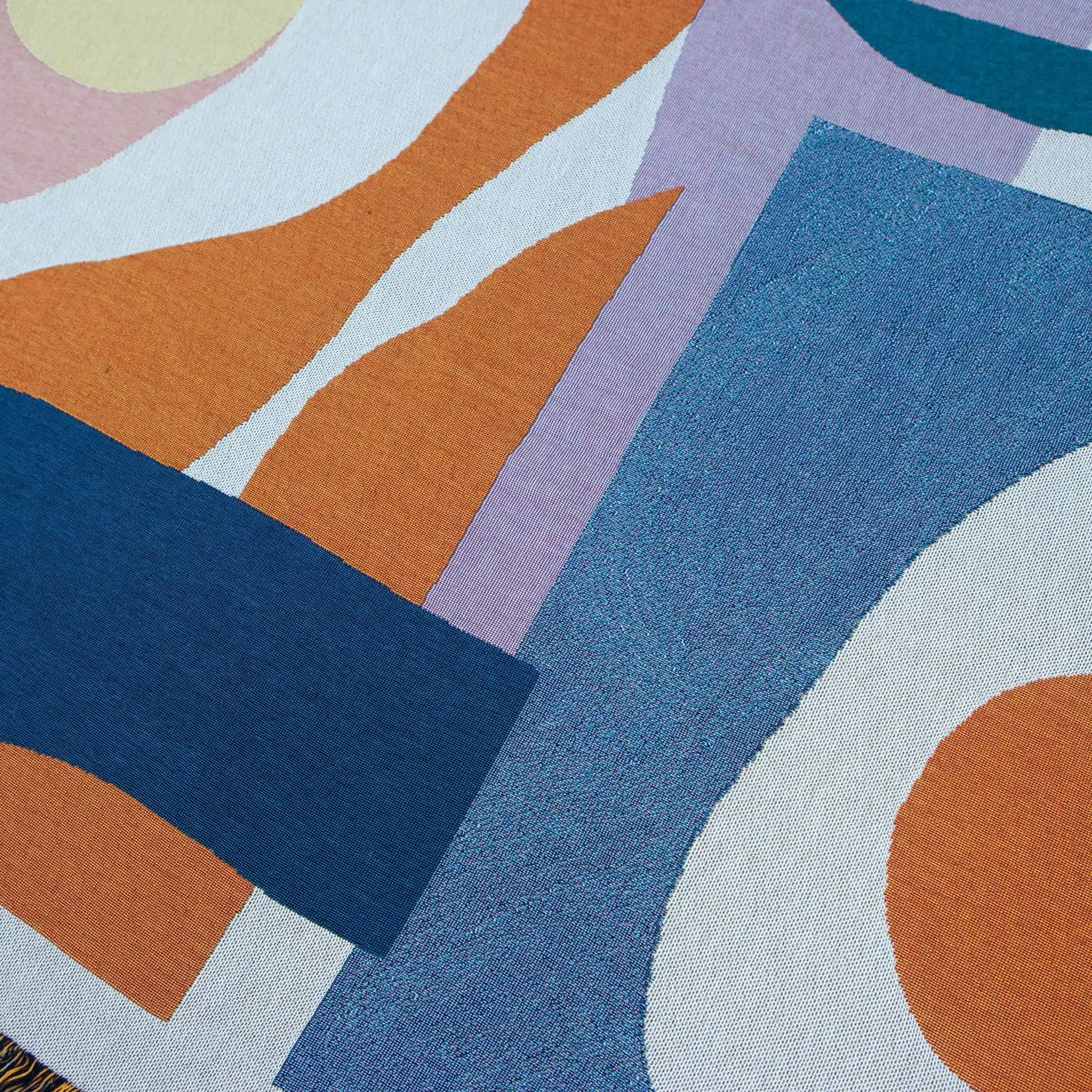 Slowdown Studio Essien Throw