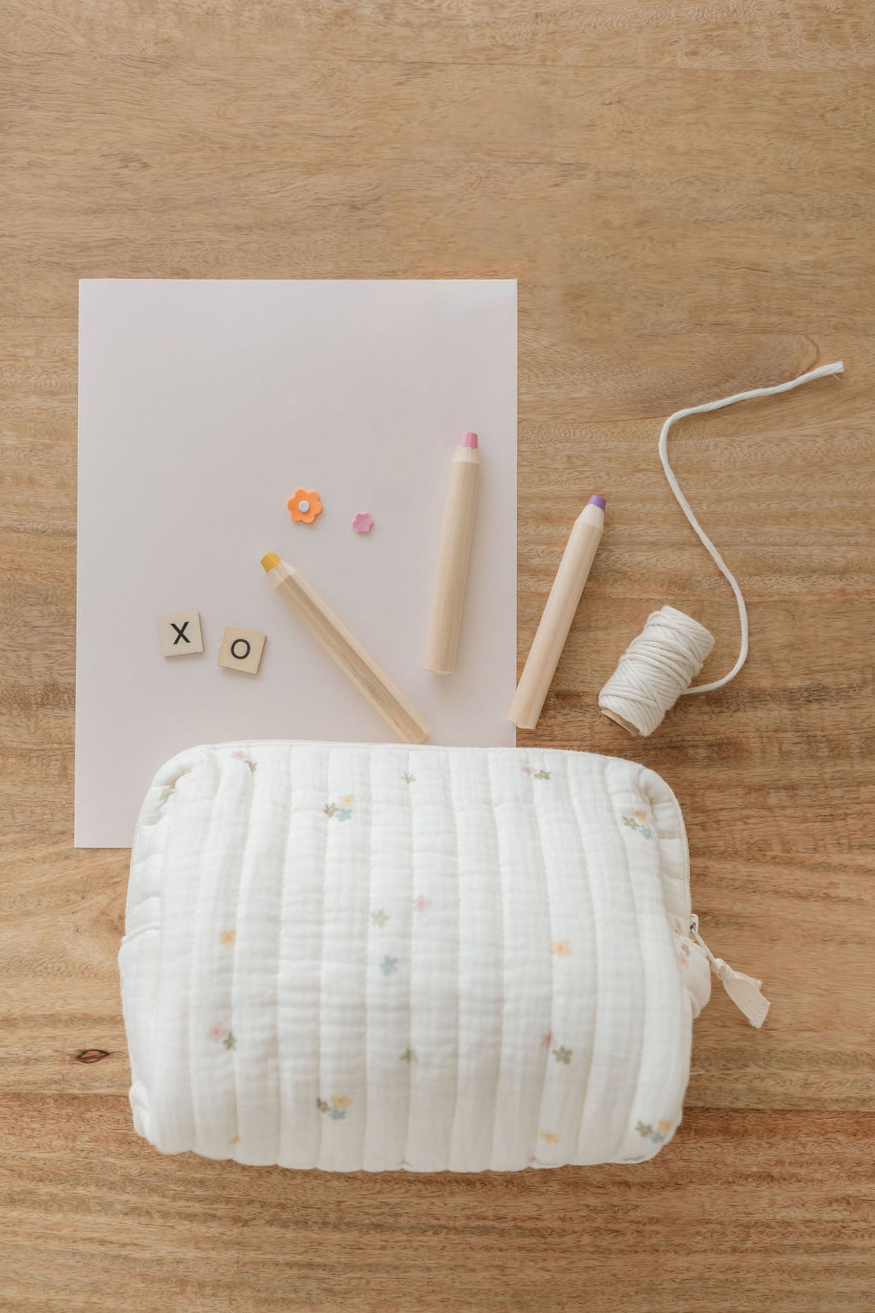 Soft Spot Soft Loaf Pouch Daisies