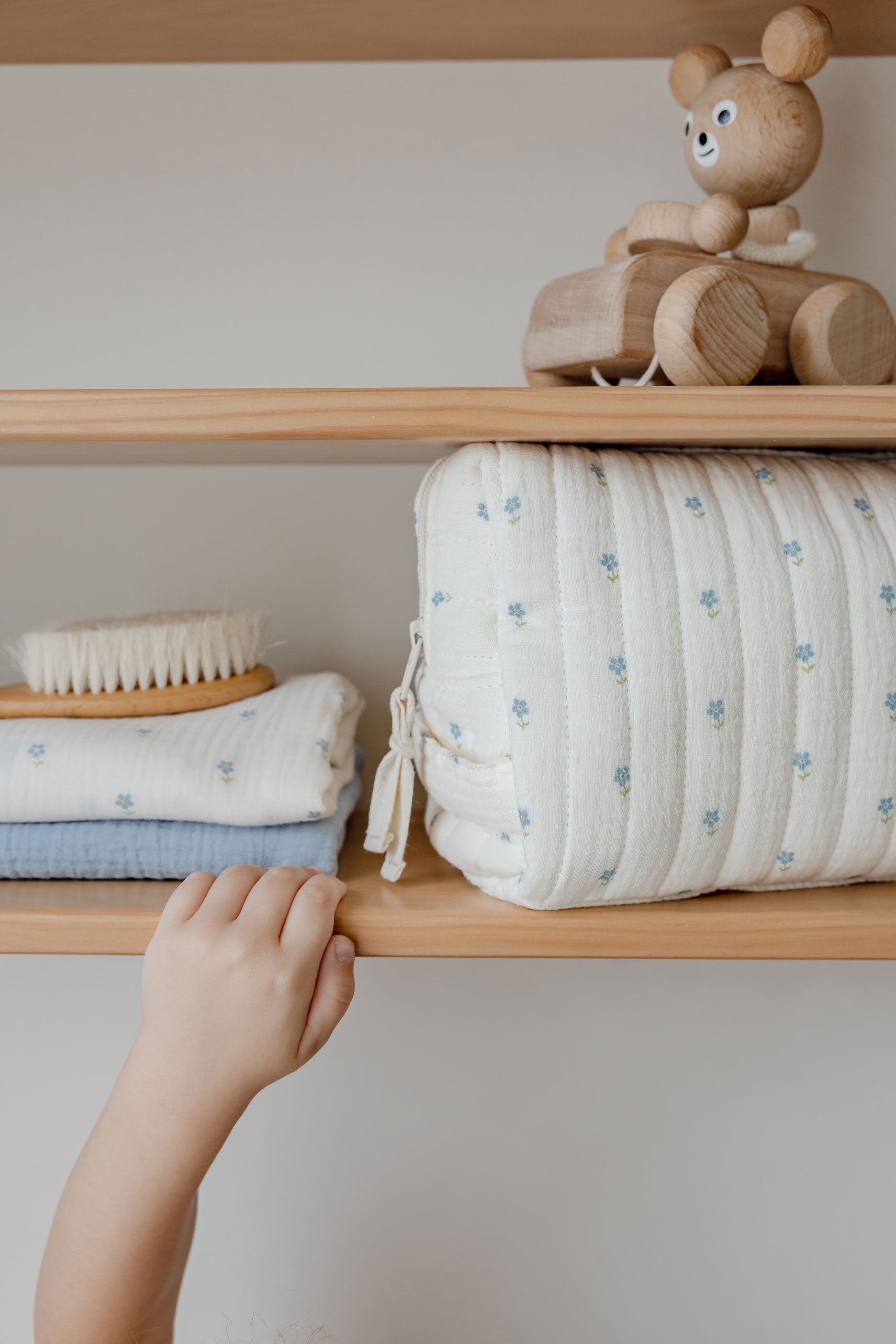 Soft Spot Soft Loaf Pouch Periwinkle