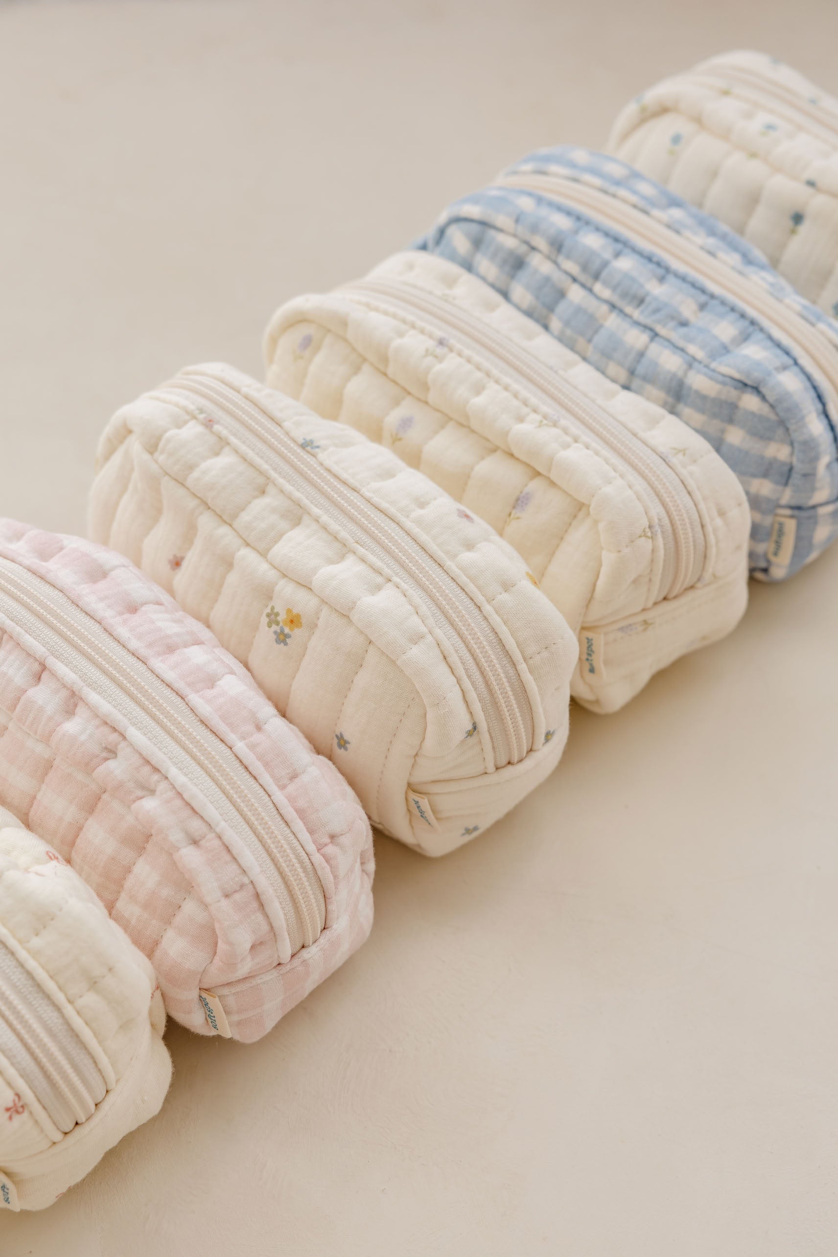 Soft Spot Soft Mini Loaf Pouch Daisies