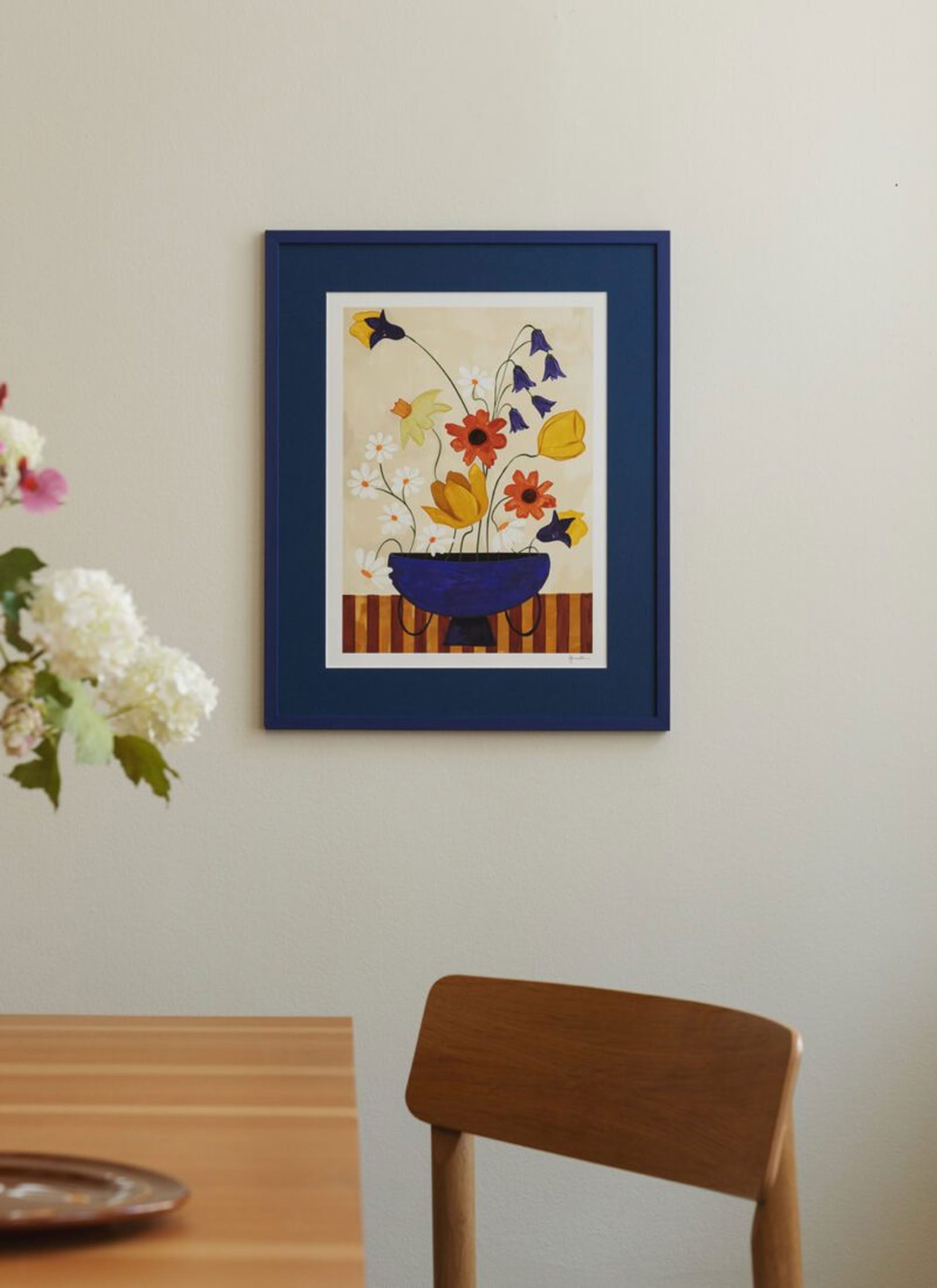 The Poster Club Frankie Penwill - Colourful Bunch in Blue Vase (30x40) - Poster