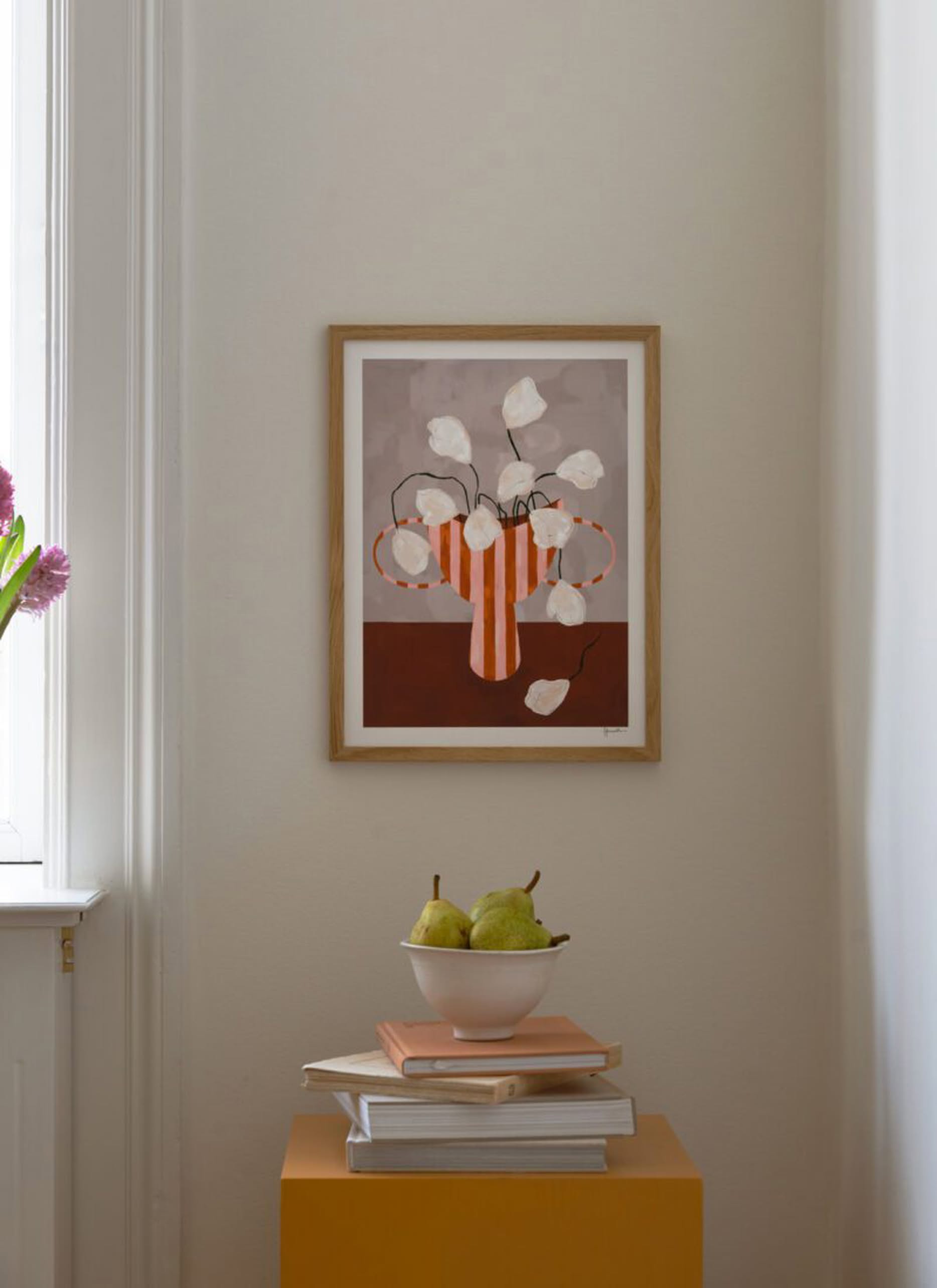 The Poster Club Frankie Penwill - White Flowers in Striped Vase (50x70) - Poster