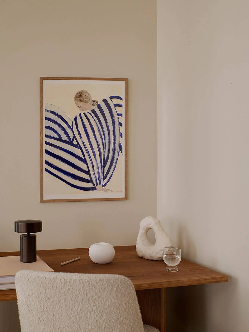 Sofia Lind - Blue Stripe At Concorde (30x40)