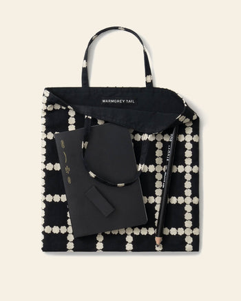 WARMGREY TAIL Blossom Check Mini Bag Black