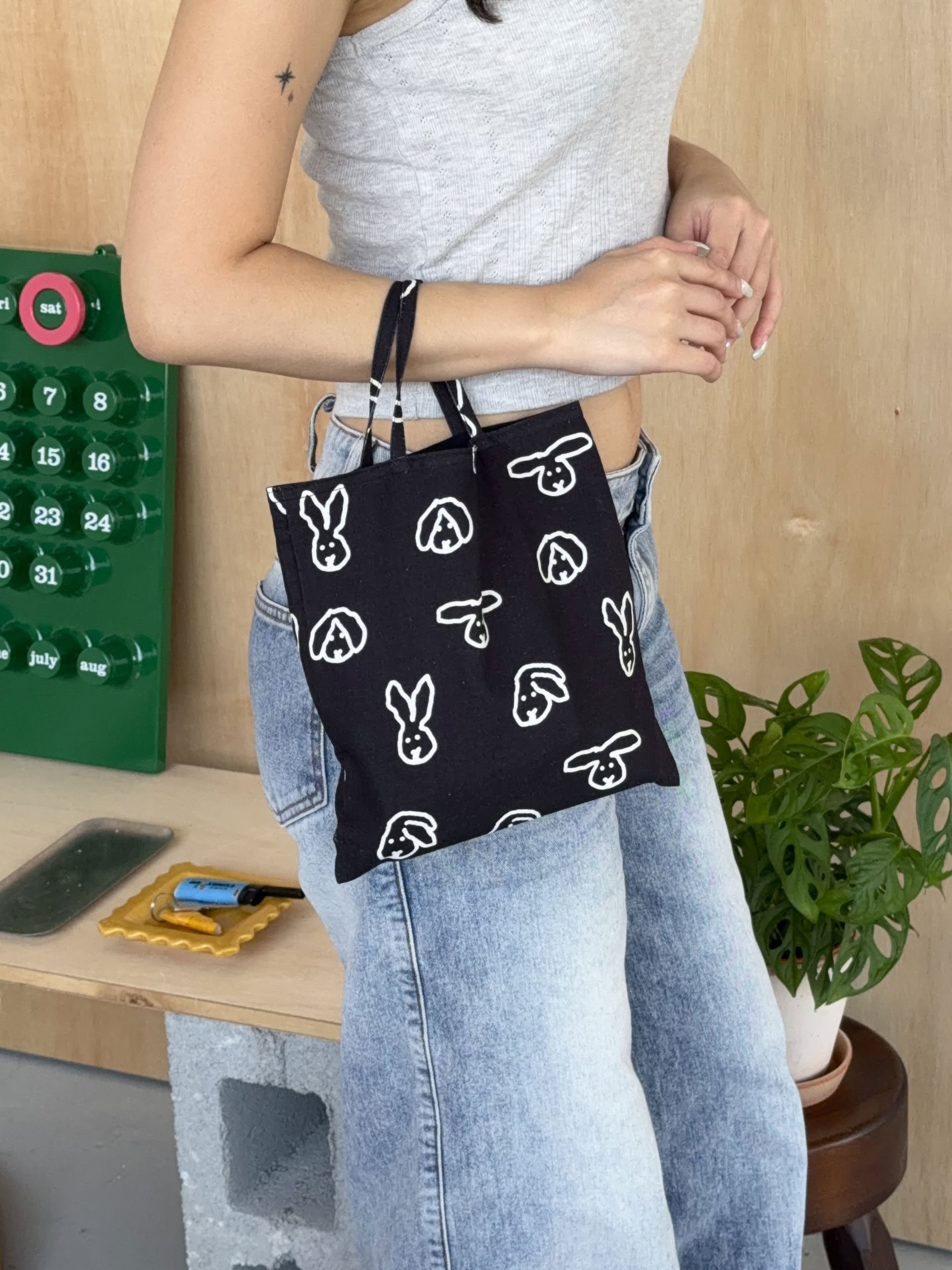 WARMGREY TAIL Bunny Bunny Mini Bag Black