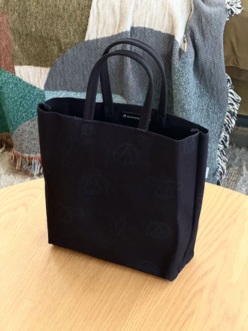WARMGREY TAIL Bunny Bunny Shopper Bag Black