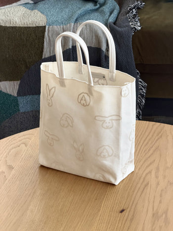 WARMGREY TAIL Bunny Bunny Shopper Bag Ivory