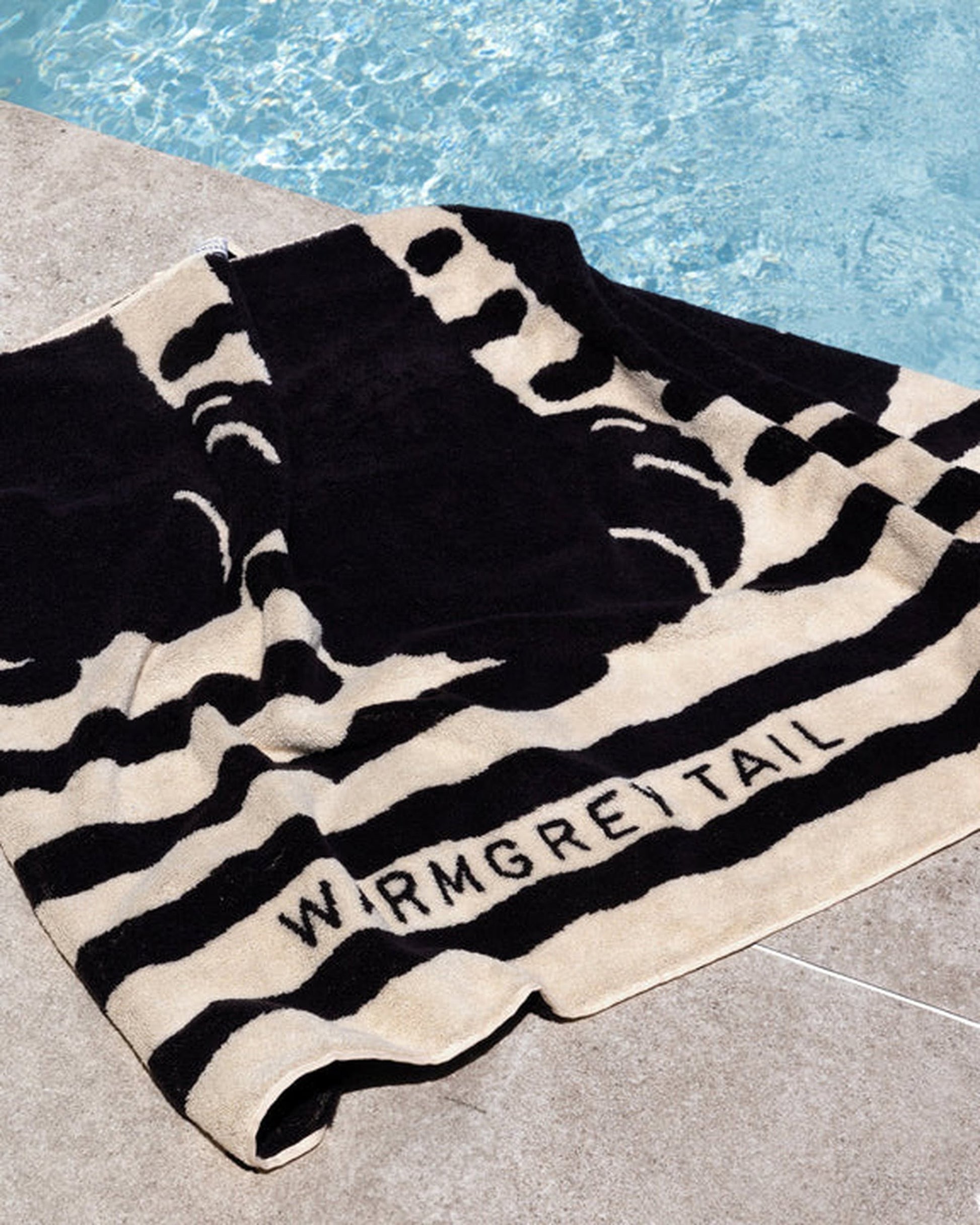 WARMGREY TAIL Paw Big Towel