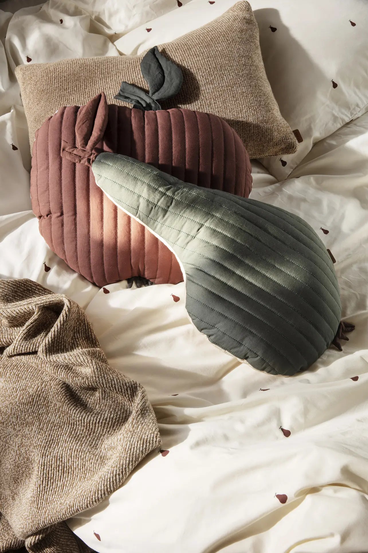 ferm LIVING Apple Quilted Cushion Cinnamon 4