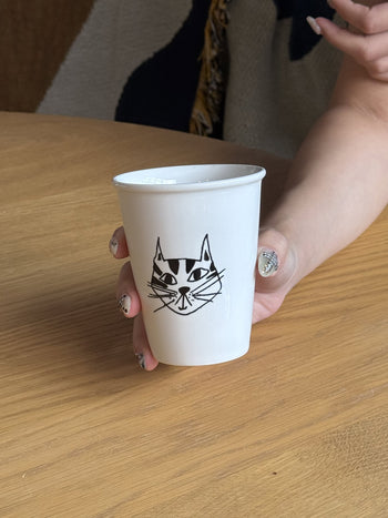 helen b Kitty Cup