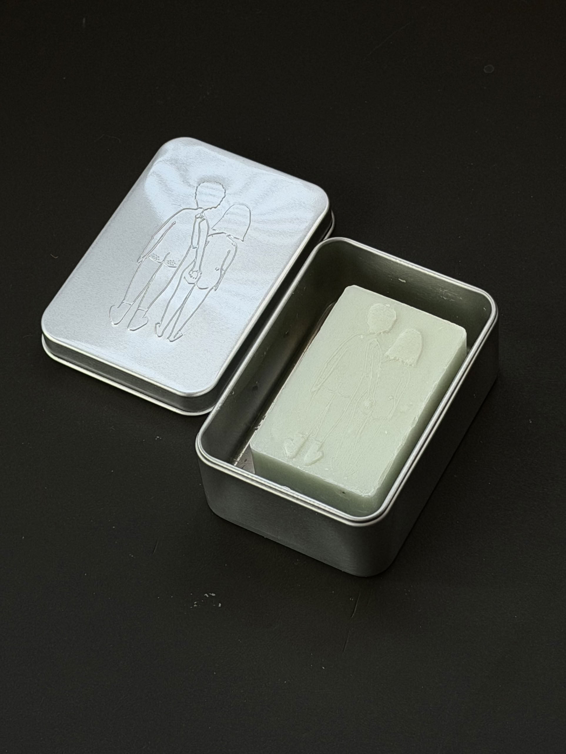 helen b Naked Couple Back Soap Eucalyptus