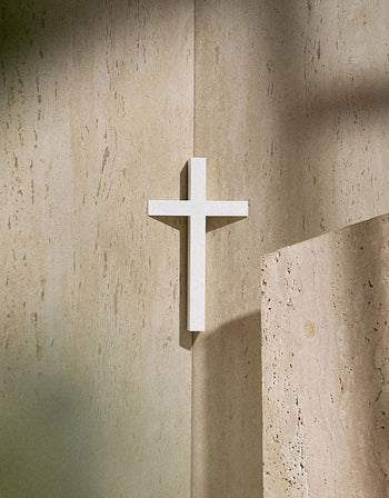 mosery Corner Cross White