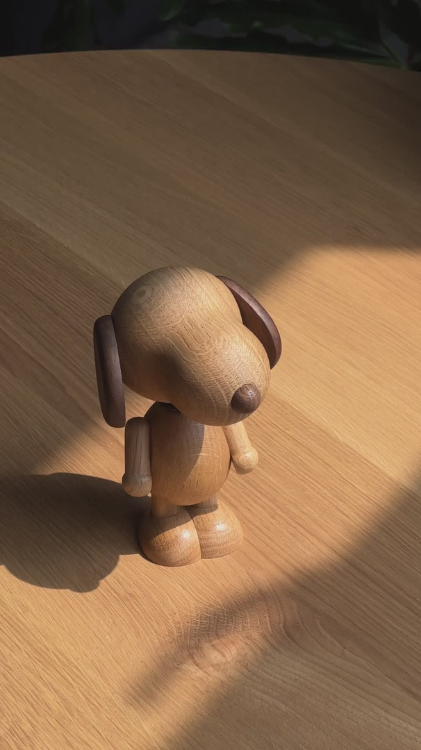 Boyhood Snoopy Small Oak Smoke Stained Oak 8